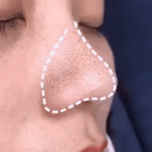 Révélez une peau plus nette et éclatante en seulement 72h —le Green Mask transforme votre routine en un vrai moment de renouveau.